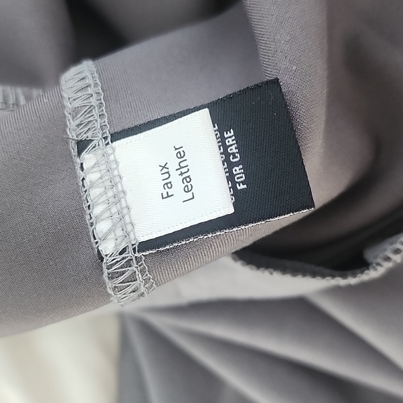 Premise Gray Faux Leather Suede Feel Ankle Dress Pants XS - Picture 5 of 6